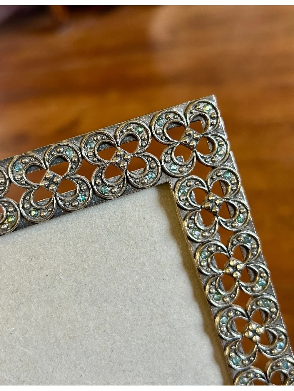 Silver-tone Decorative Photo Frame with Floral Pattern and Rhinestones